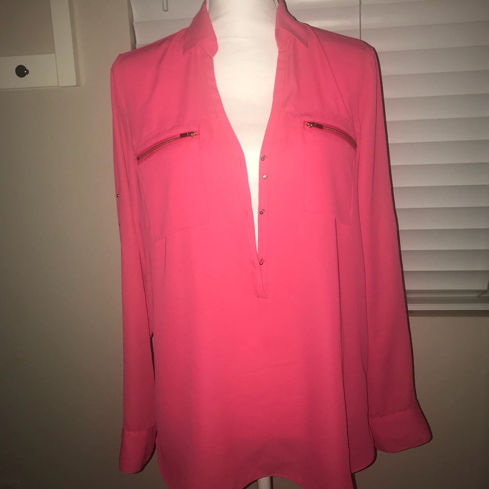 Pink express long sleeve shirt👚